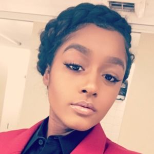 Meet your Posher, Meshaya